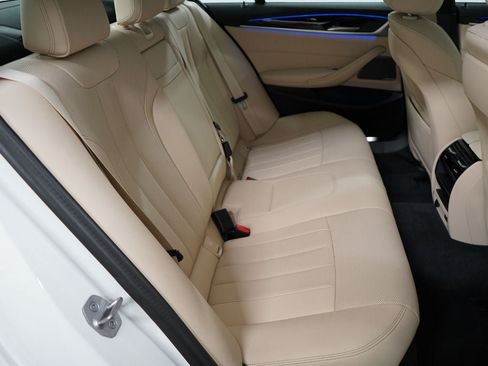 Used 2023 BMW 530i xDrive w/ Premium Package AWD/4WD image 29