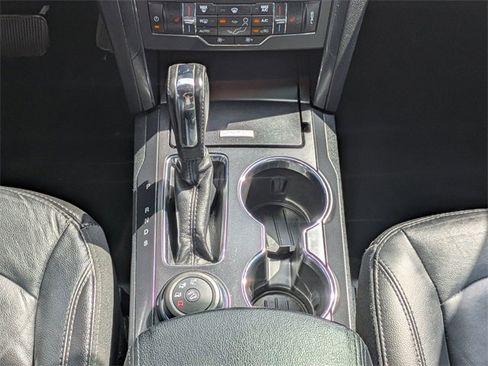 Used 2017 Ford Explorer XLT w/ Equipment Group 202A image 21