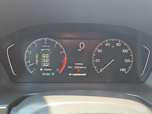 Certified 2025 Honda Pilot Touring image 34