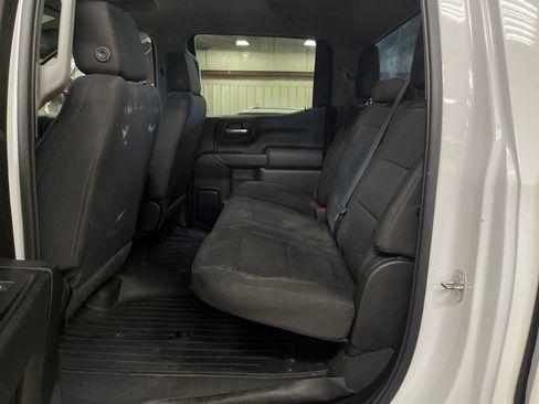 Used 2019 Chevrolet Silverado 1500 Custom Trail Boss w/ Custom Convenience Package AWD/4WD image 21