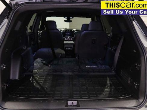 Used 2023 Chevrolet Traverse LT image 23