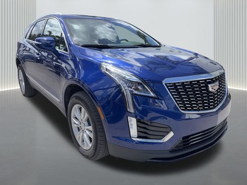 Used 2023 Cadillac XT5 Luxury image 2