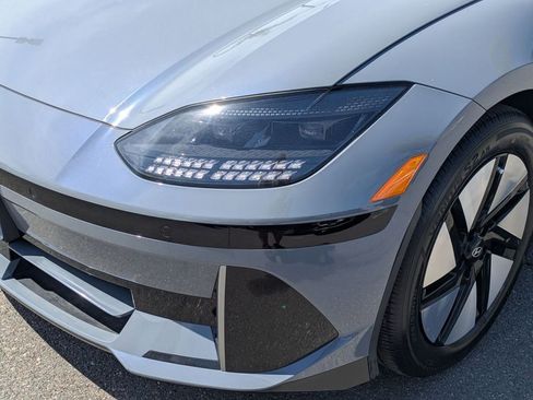 Used 2023 Hyundai Ioniq 6 SE w/ Cargo Package image 9