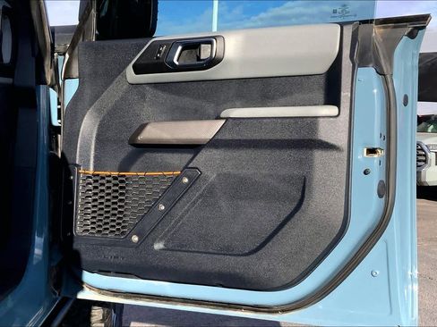 Used 2023 Ford Bronco Badlands image 23