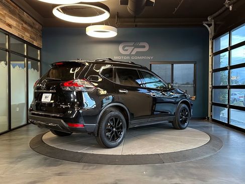 Used 2017 Nissan Rogue SV w/ Midnight Edition Package AWD/4WD image 3