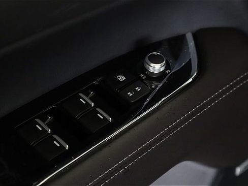 Used 2025 MAZDA CX-5 Signature image 18