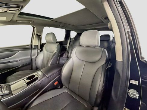 Used 2023 Hyundai Santa Fe SEL w/ Premium Package FWD image 12