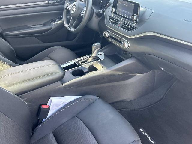 Used 2024 Nissan Altima 2.5 S FWD image 21