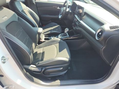 Used 2023 Kia Forte GT-Line w/ GT-Line Premium Package FWD image 15