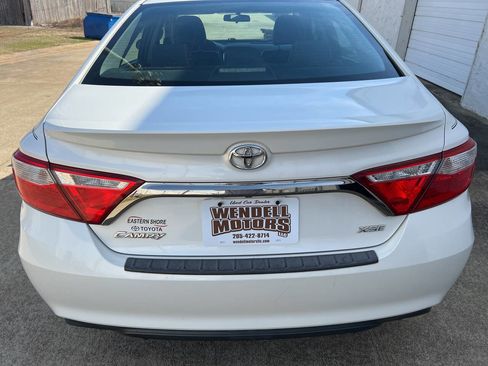Used 2016 Toyota Camry XSE image 4