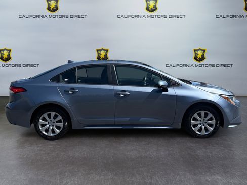 Used 2022 Toyota Corolla LE image 6