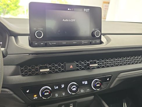 Used 2024 Honda Accord EX image 19