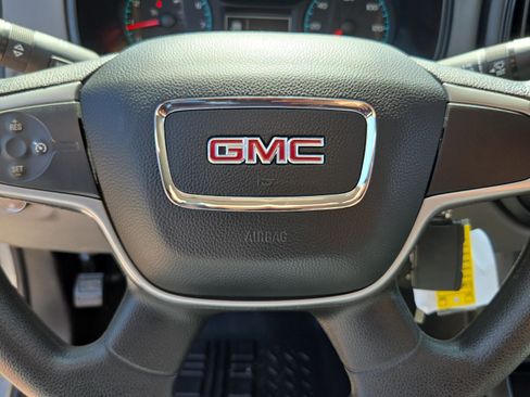 Certified 2020 GMC Canyon 2WD Crew Cab w/ Convenience Package image 22