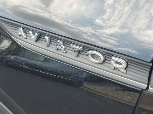 New 2026 Lincoln Aviator AWD image 7