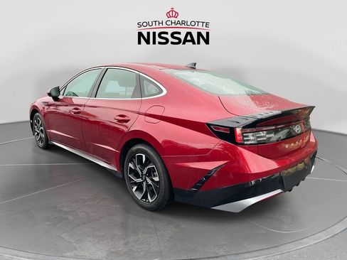 Used 2025 Hyundai Sonata SEL FWD image 4
