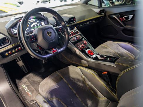 Used 2016 Lamborghini Huracan LP 580-2 image 31