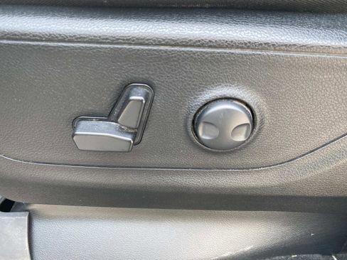 Certified 2023 RAM 1500 Big Horn image 25