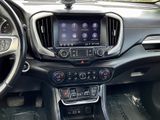 Used 2020 GMC Terrain SLT image 6