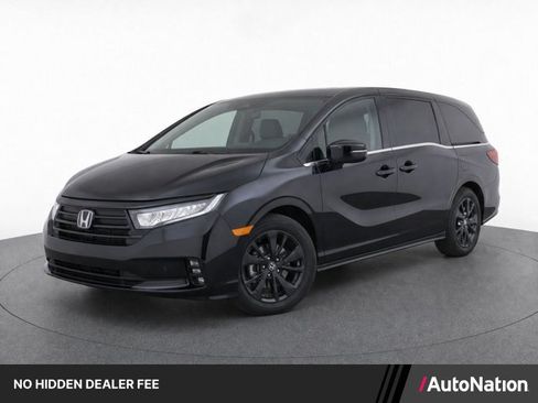 Used 2024 Honda Odyssey Sport image 1
