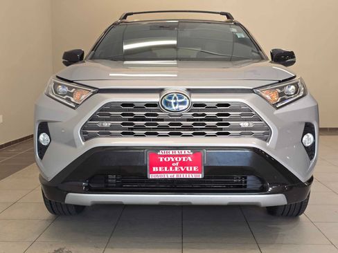 Used 2020 Toyota RAV4 XSE AWD/4WD image 6