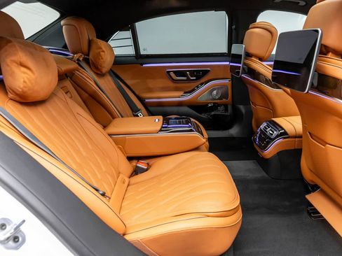 Used 2025 Mercedes-Benz S 63 AMG S w/ Rear Seat Package image 16