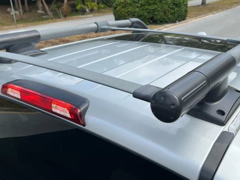 Used 2012 Nissan Frontier SL w/ Moonroof Pkg image 37