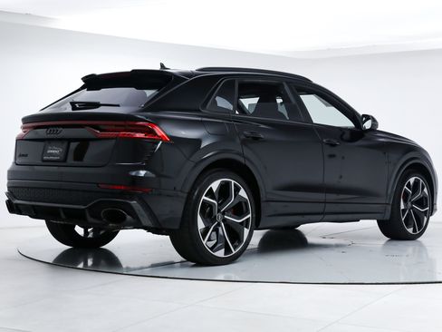 Used 2024 Audi RS Q8 AWD/4WD image 5