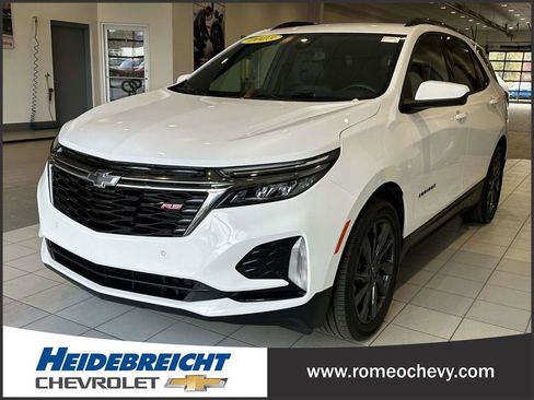 Certified 2023 Chevrolet Equinox RS w/ LPO, Floor Liner Package image 7