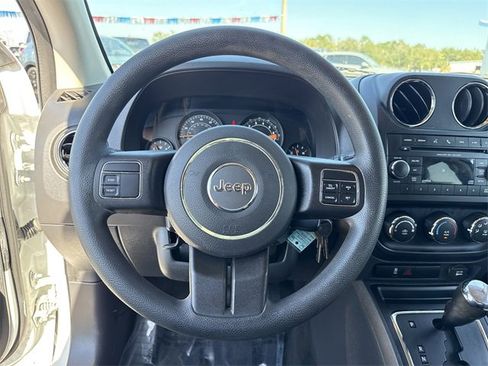 Used 2016 Jeep Compass Sport w/ Power Value Group image 40