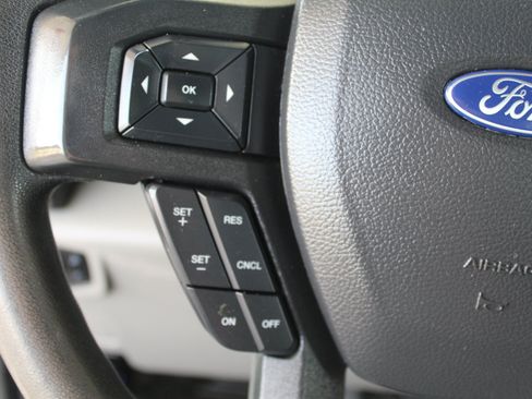 Used 2022 Ford F350 XL w/ STX Appearance Package AWD/4WD image 32
