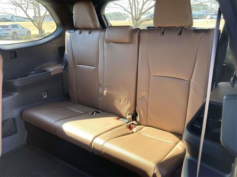 Used 2026 Toyota Grand Highlander AWD Hybrid image 9