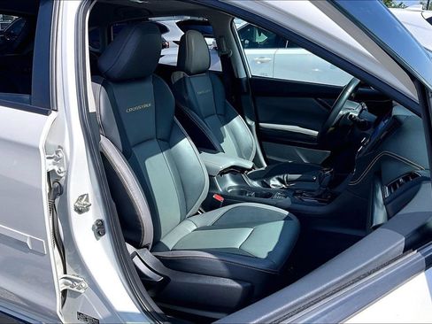 Used 2021 Subaru Crosstrek 2.5i Sport w/ Moonroof Package AWD/4WD image 9