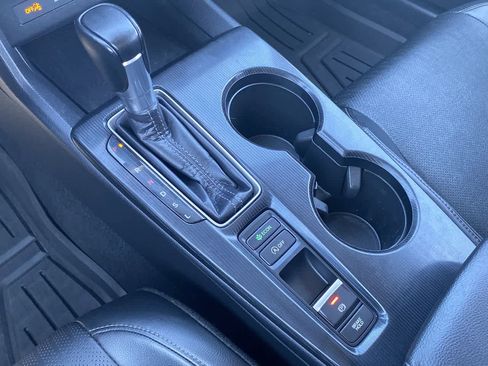 Used 2022 Honda Civic EX-L image 19