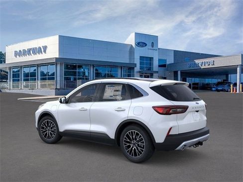 New 2025 Ford Escape SE w/ PHEV Premium Package image 4