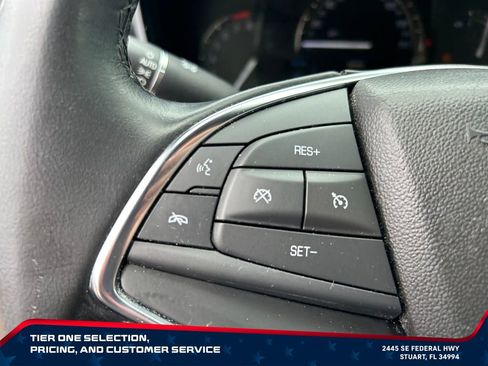 Used 2018 Cadillac XT5 FWD image 15
