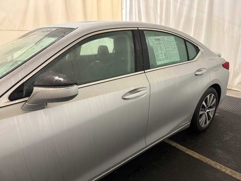 Used 2020 Lexus ES 300h image 7