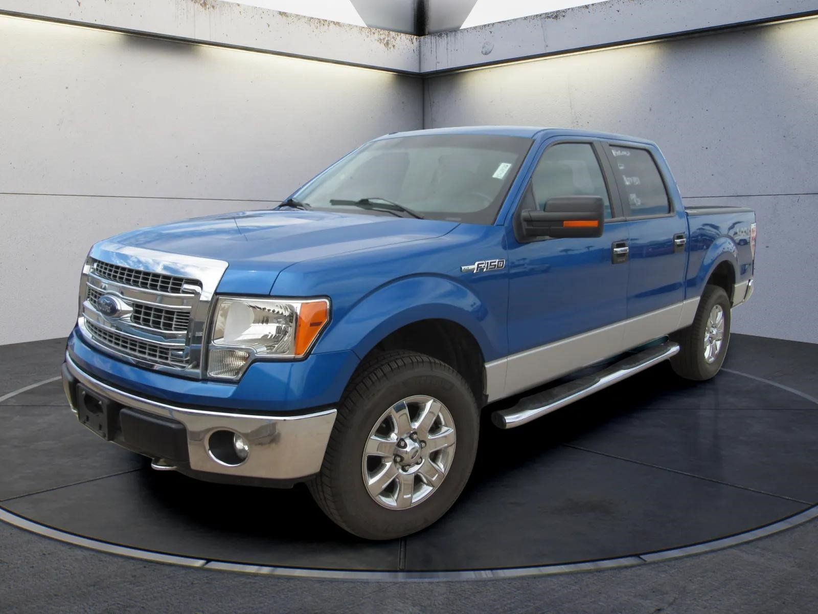 Used 2013 Ford F150 XLT w/ Luxury Equipment Group AWD/4WD image 1