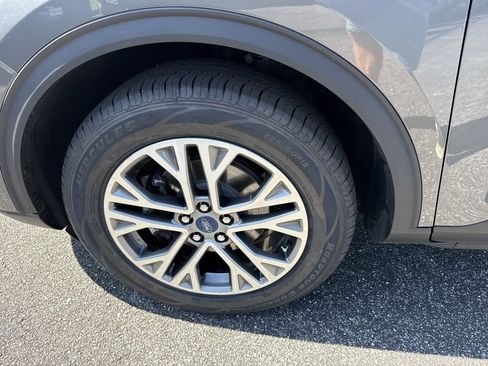 Used 2022 Ford Escape SEL AWD/4WD image 11