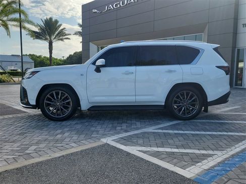 Used 2024 Lexus LX 600 F Sport image 2