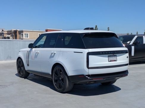 Used 2023 Land Rover Range Rover SE AWD/4WD image 8