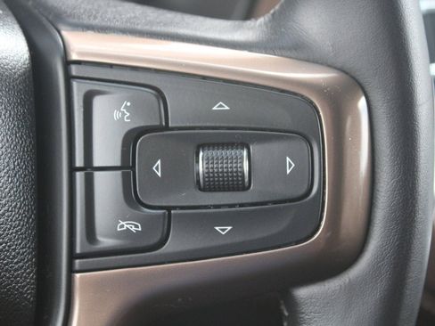 Used 2021 Chevrolet Tahoe High Country w/ Premium Package image 12