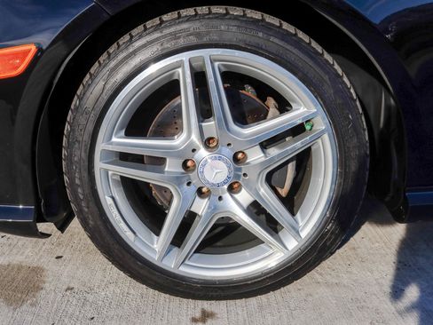 Used 2012 Mercedes-Benz E 350 4MATIC Sedan image 24