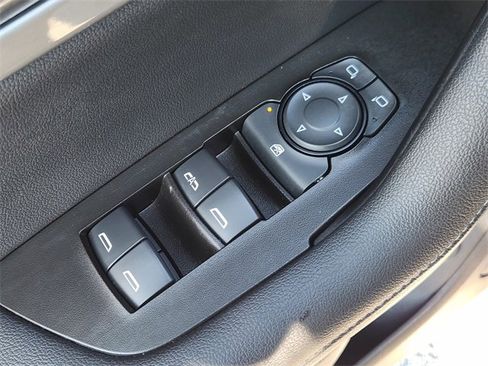 Used 2020 Chevrolet Blazer LT image 21