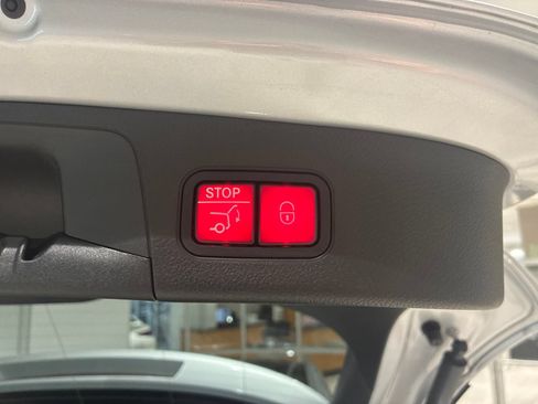 Certified 2023 Mercedes-Benz GLA 250 4MATIC image 8
