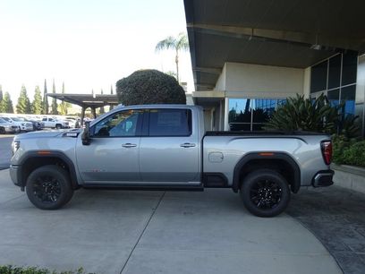 New 2026 GMC Sierra 2500 AT4 w/ AT4 Premium Plus Package