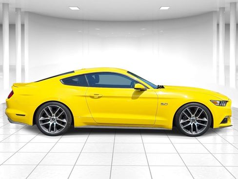 Used 2016 Ford Mustang GT Premium w/ Equipment Group 401A RWD image 2