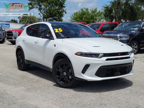 Used 2025 Dodge Hornet R/T AWD/4WD image 1