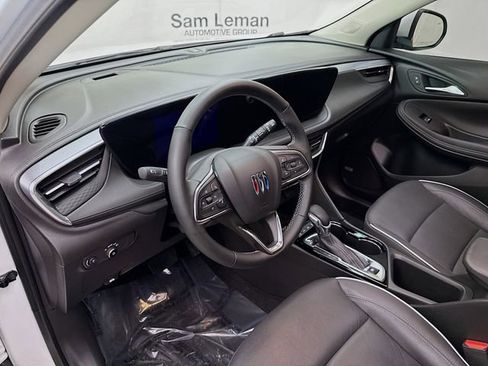 Used 2024 Buick Encore GX Avenir w/ Avenir Technology Package image 11
