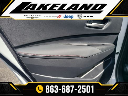 Used 2025 Toyota Corolla SE FWD image 10
