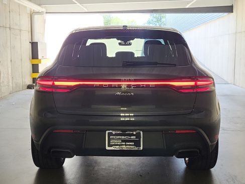 Certified 2026 Porsche Macan AWD/4WD image 9